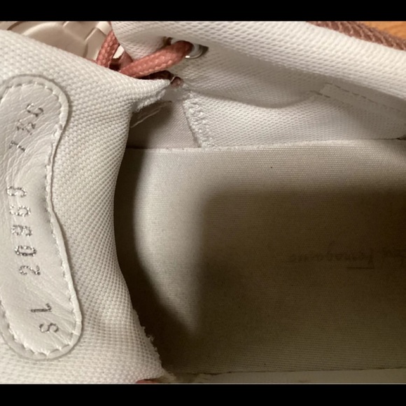 Salvatore Ferragamo sneakers. 7.5C - Picture 4 of 9